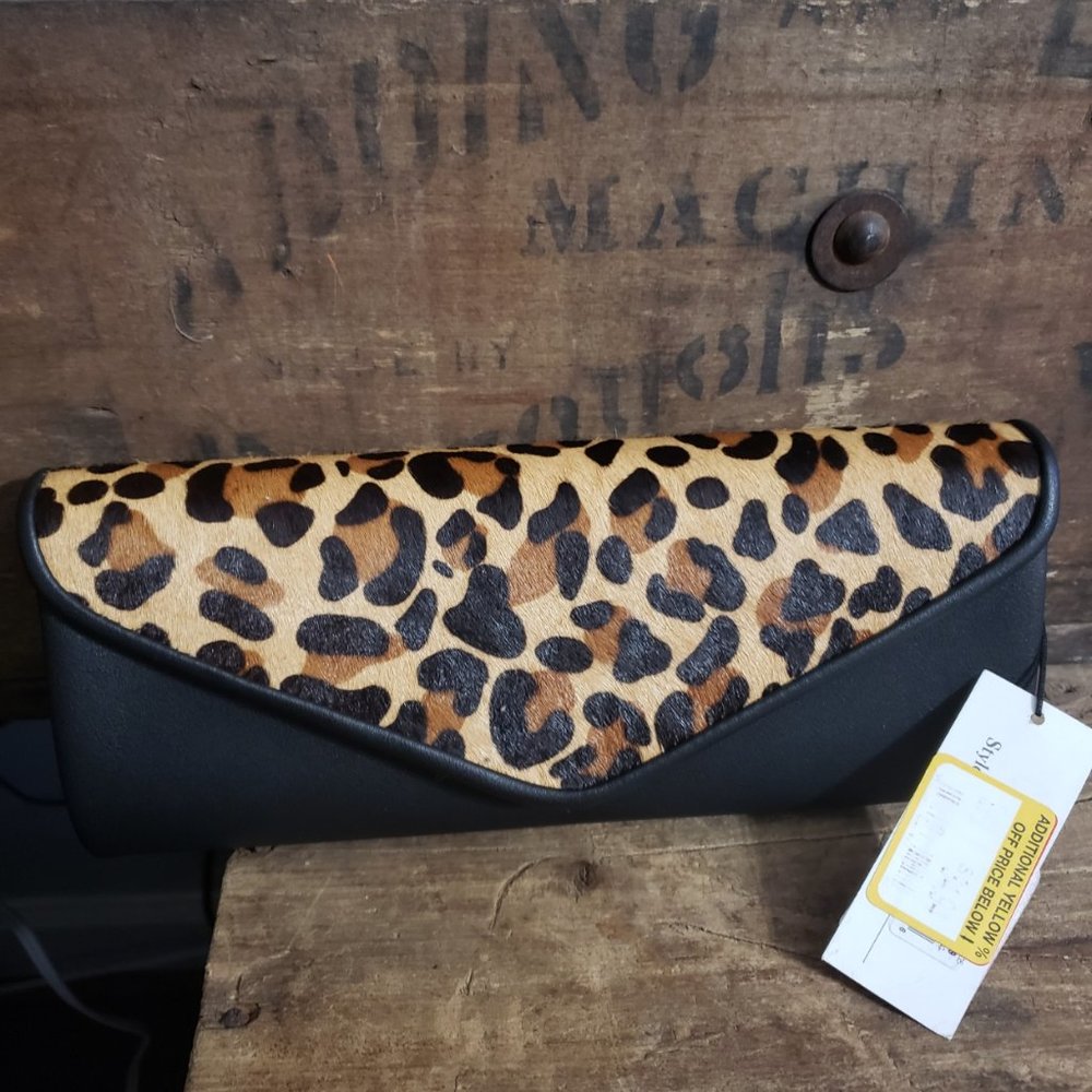 La' Diva - Italian Design Clutch/Shoulder Purse - Animal Print